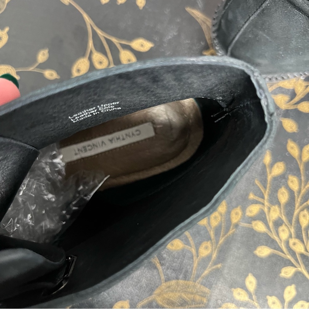 Cynthia Vincent Humor Bootie - Picture 4 of 7